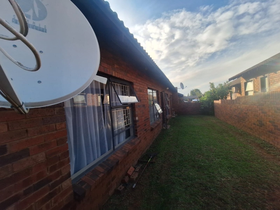 3 Bedroom Property for Sale in Langenhovenpark Free State